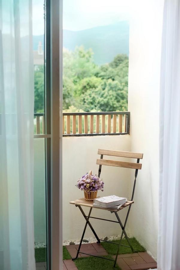 Appartamento Envieng House Chiang Mai Esterno foto